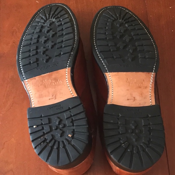 Allen Edmond Dress Shoes - Picture 2 of 4